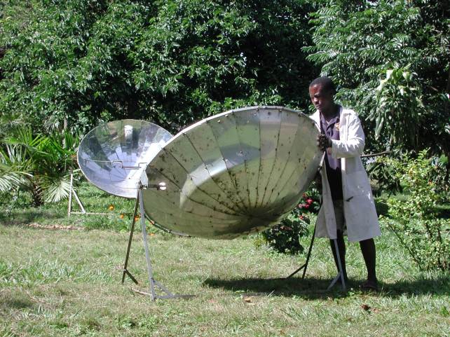 Cooking on the solar dish